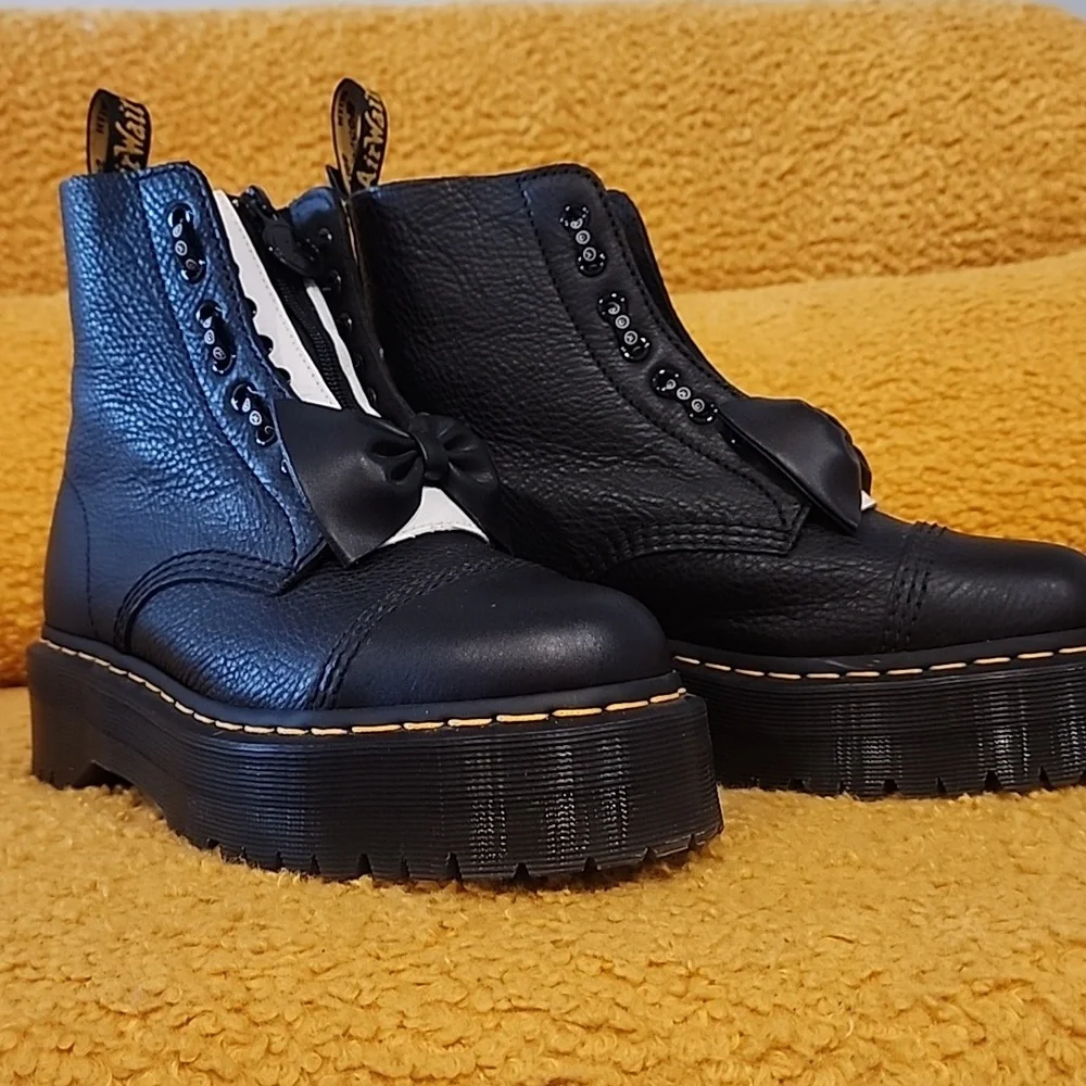 Dr. Marten Sinclair Lazy Oaf Leather Platform Boots 9W/7.5M (US) - Picture 6 of 11